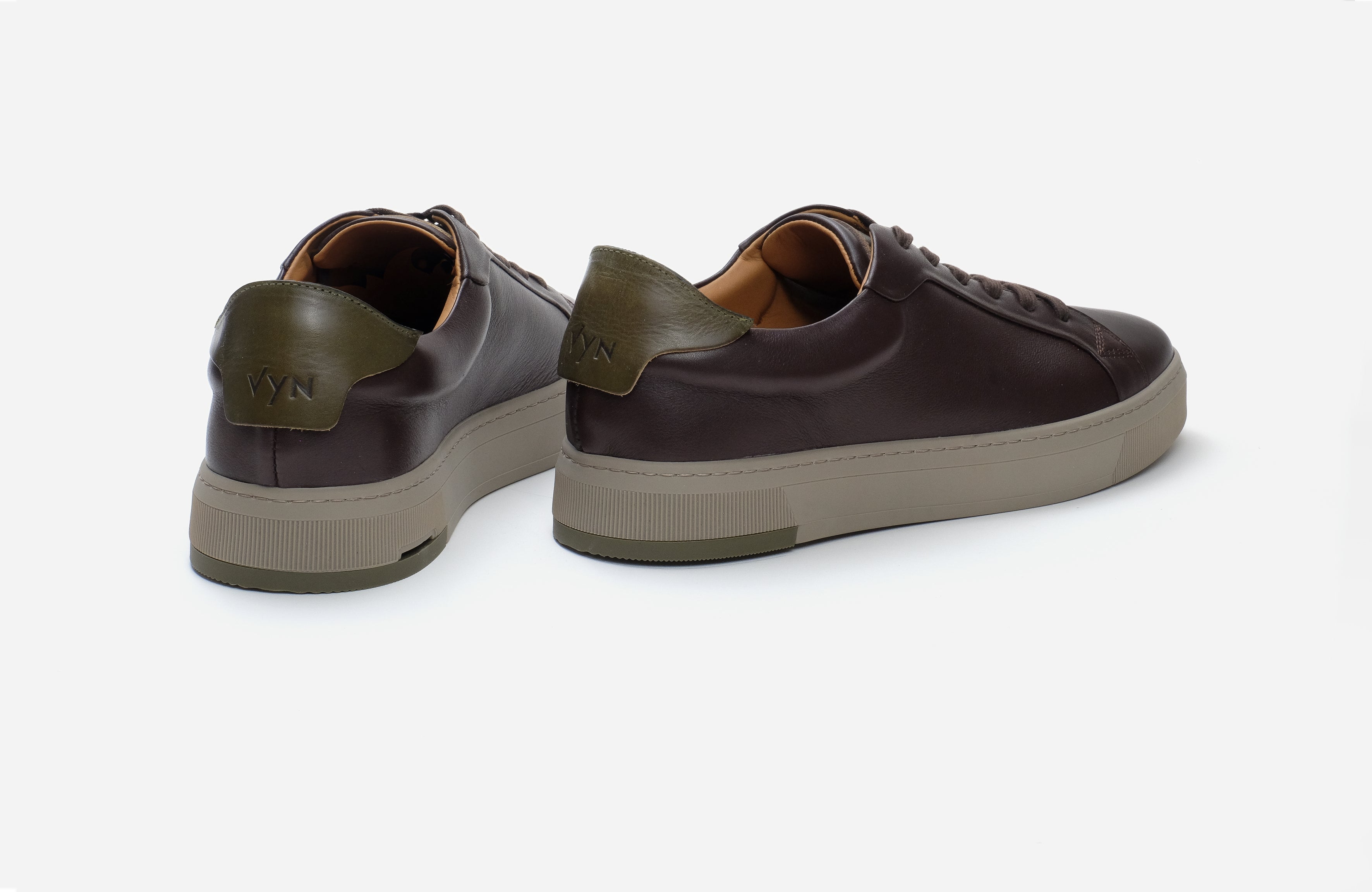 Men's Classic Dark Brown Sneaker
