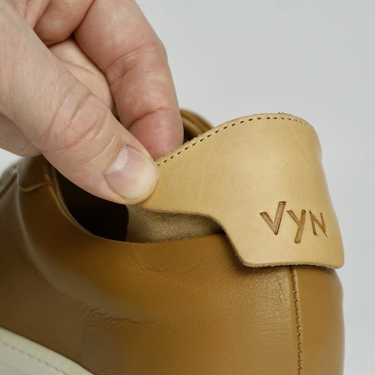 Men's 2-in-1 Tan Sneaker