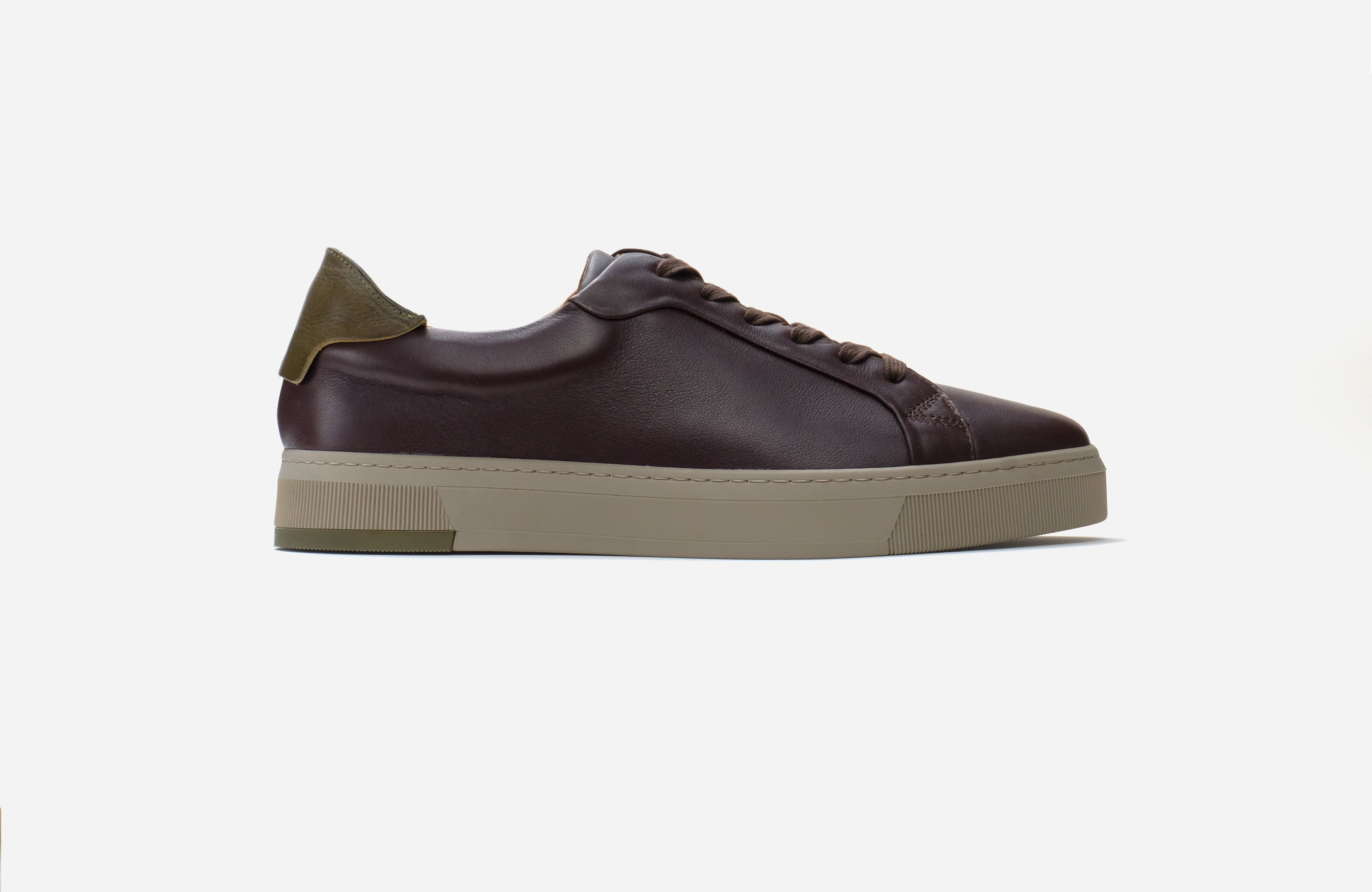 Men's Classic Dark Brown Sneaker