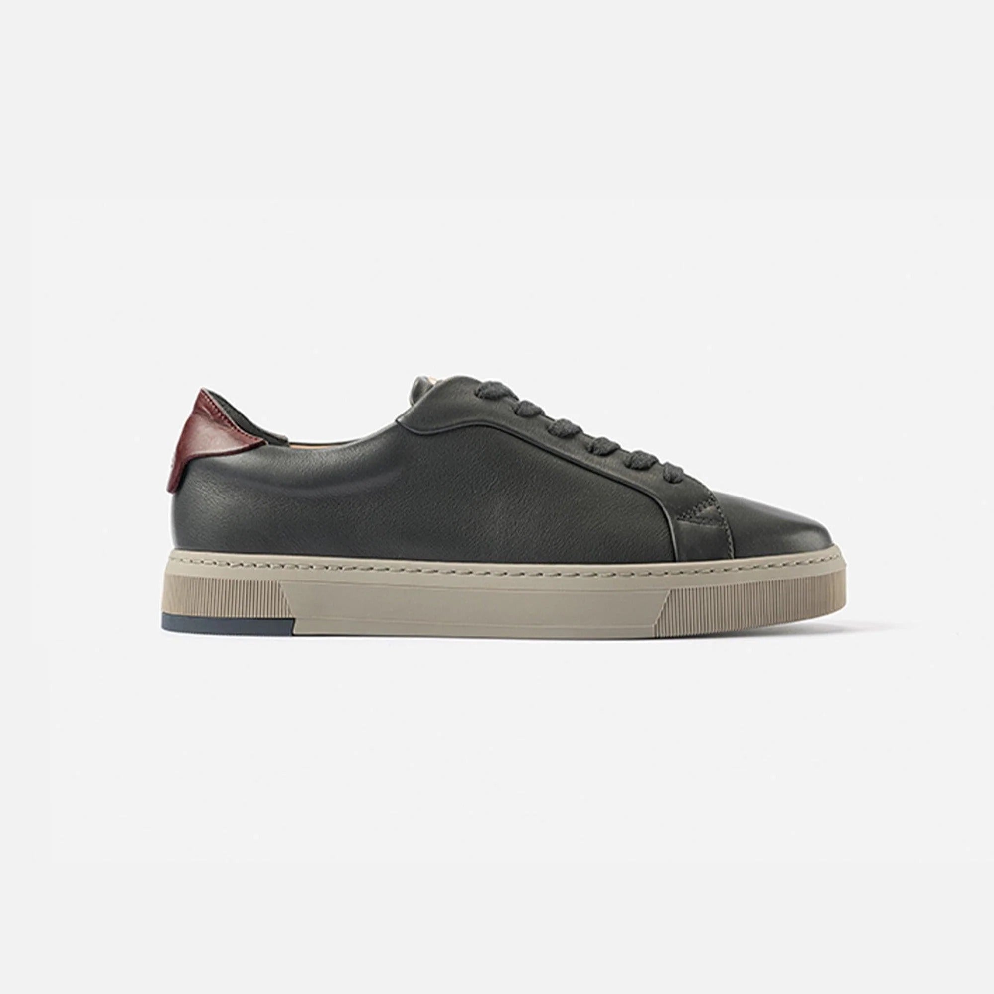 Men's VYN ONE Black Sneaker